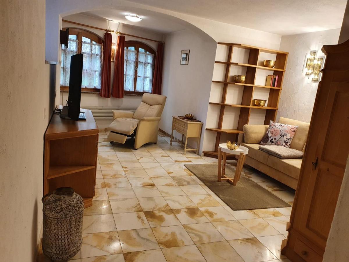 CampascioBezauberndes Haus Fuer Erholsame Ferien Im Puschlav别墅 外观 照片