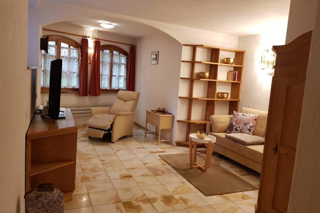 CampascioBezauberndes Haus Fuer Erholsame Ferien Im Puschlav别墅 外观 照片